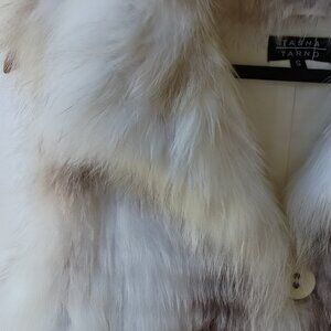 Tasha Tarno Ivory genuine fox fur vest Size Small